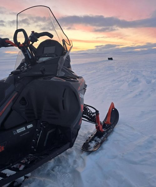 Snowmobile Safari - Barents Adventure